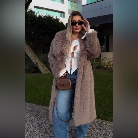 ZARA TAUPE GRAY LONG FAUX FUR COAT - Picture 3 of 16